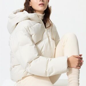 Uniqlo Women's Off-White Puffer Jacket Seamless Down Parka